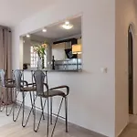 Mar Del Plata 8 Bed *