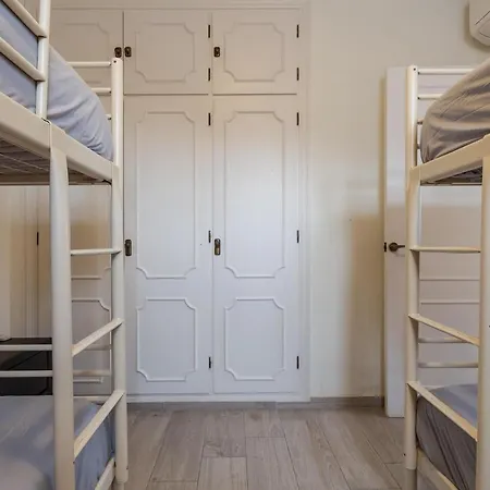 Mar Del Plata 8 Bed *