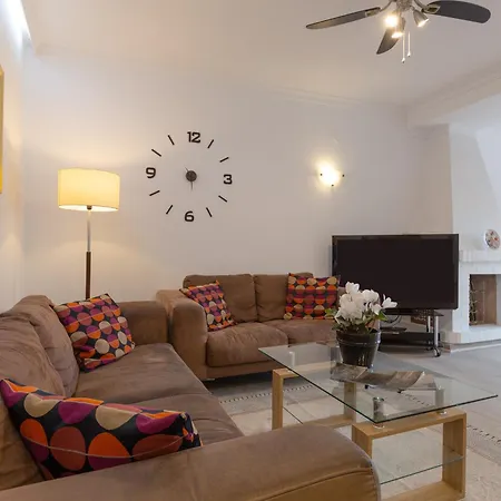 Mar Del Plata 8 Bed 푸엔히롤라